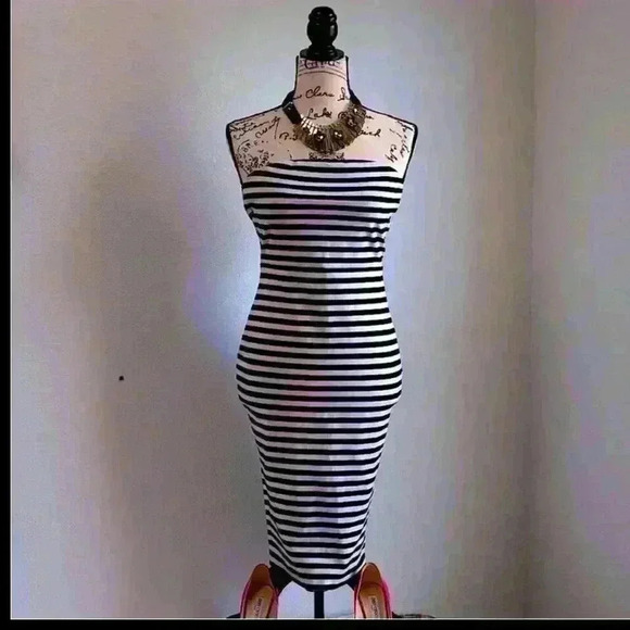 EXPRESS Midi DRESS BLACK & WHITE Strapless "Breton" Stripe Nautical Sailor-core - Picture 2 of 4